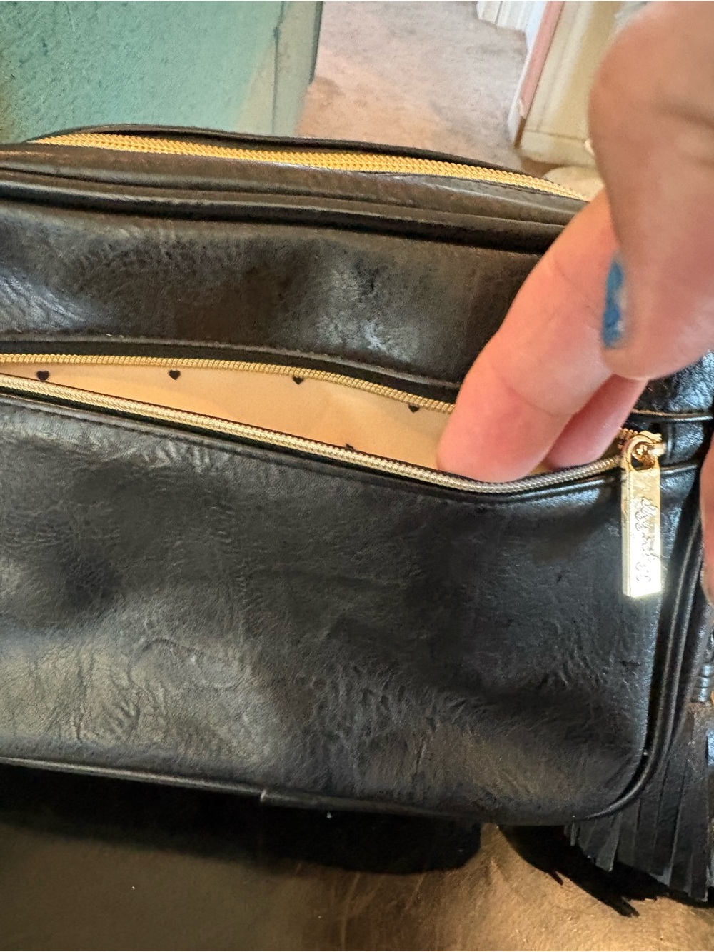 Itzy Ritzy Black Studded Crossbody Diaper Bag with Detachable Coin Pouch - Picture 6 of 14